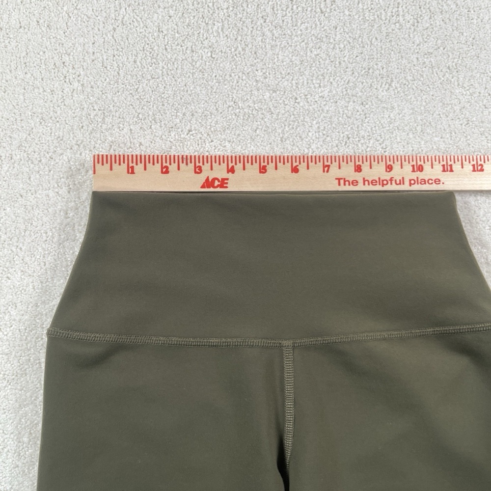 ALO Yoga High Waist Shorts Womens XS Olive Green Active Gym Workout - Picture 8 of 9